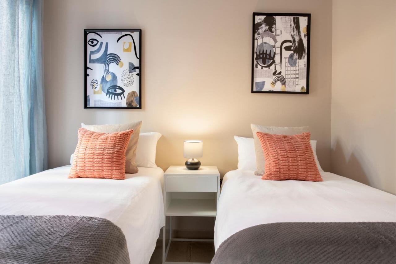 Rivero Suite Apartments เซบีญา ภายนอก รูปภาพ